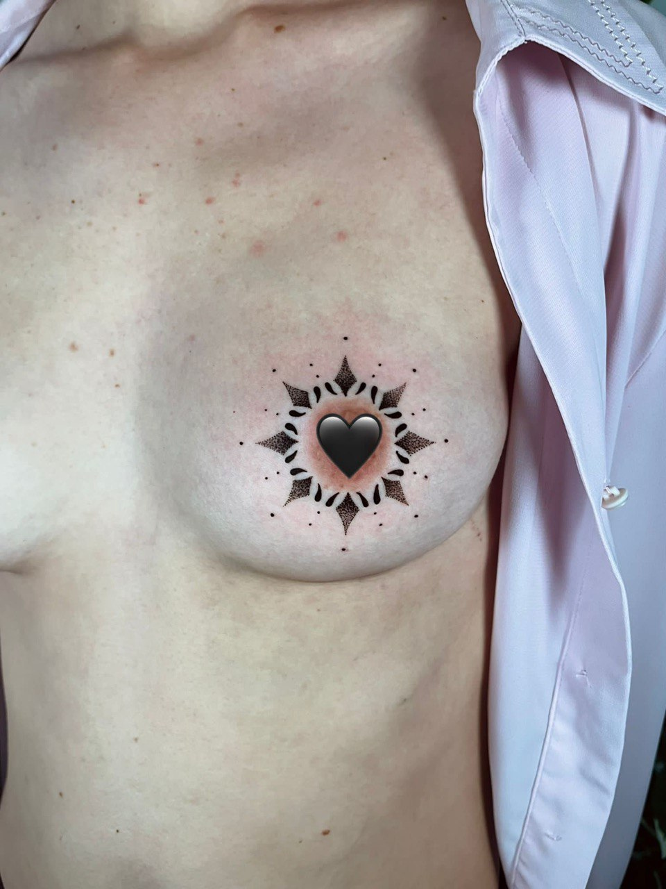 Tatuaggio sul Capezzolo
